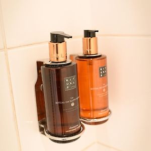 Classic Queen Room